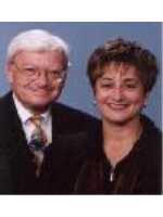 Real Estate Agent Lisa Frumhoff