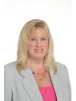 Real Estate Agent Linda Rademacher