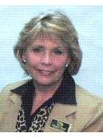 Real Estate Agent Maureen Miller