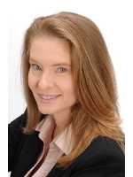 Real Estate Agent Lisa Duke