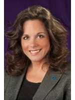 Real Estate Agent Michelle Lovett
