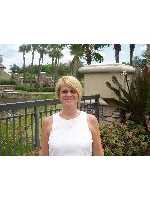 Real Estate Agent Gwenn O`Neill
