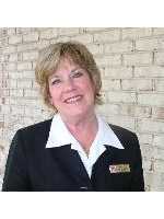 Real Estate Agent SANDI HOLDA
