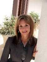 Real Estate Agent Traci Miles