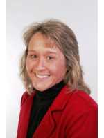 Real Estate Agent Kelly Barrett