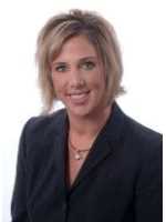 Real Estate Agent Lori Hahn Stahl