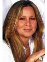 Real Estate Agent Karen Chewning