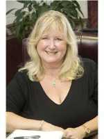 Real Estate Agent Lori Menke