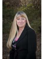 Real Estate Agent Jo Ann Rock