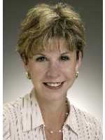Real Estate Agent Shirley Bentrup
