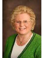 Real Estate Agent Lisa Linthicum