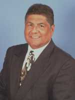Real Estate Agent Juan Yucra