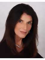 Real Estate Agent Susan Eddy