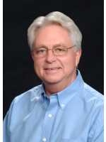 Real Estate Agent Dick Wallace