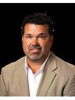 Real Estate Agent Troy Charlton