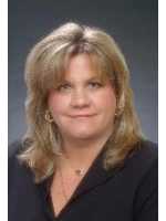 Real Estate Agent Robin Garrison