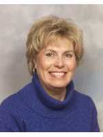 Real Estate Agent Emma Lewis