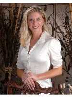 Real Estate Agent Amy Chapman