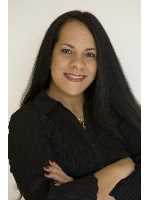 Real Estate Agent Mechelle Lave