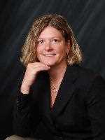 Real Estate Agent Donna Sims