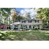 532 SUTTON PL