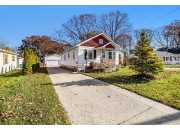 912 N Rath Avenue, Ludington, MI