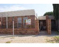 Property at 912 N Lauderdale Ave