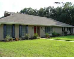 Property at 1401 Wedgewood St