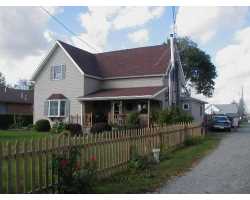 Property at 520 S Eastom St