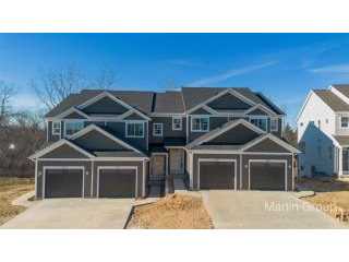 Property at 2315 Watertown Way NE