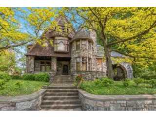 Property at 601 Cherry Street SE