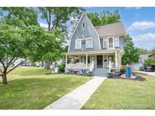 Property at 212 E Washington Street