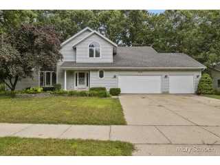 Property at 2509 Omega Drive NE