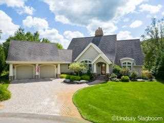 Property at 534 Sanctuary Court NE
