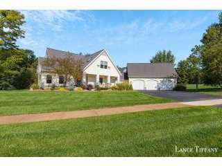 Property at 6179 Arrowcrest Court NE