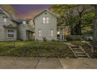 Property at 132 Carrier Street NE