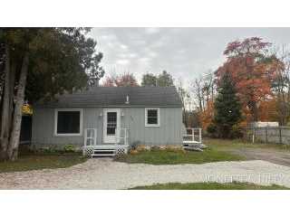 Property at 637 E Sternberg Road