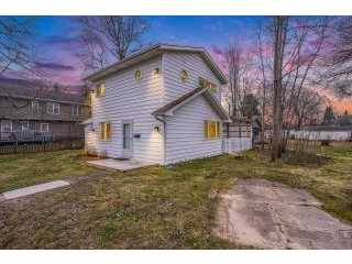 Property at 118 Brockway Avenue