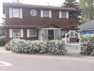 Property at 33 Promenade Place