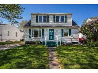 Property at 301 Maplelawn Street SW